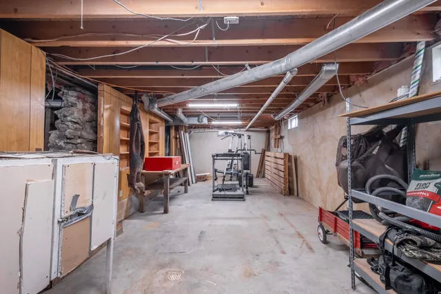 $480,000 | 12356 Jennings Road, Linden, MI 48451