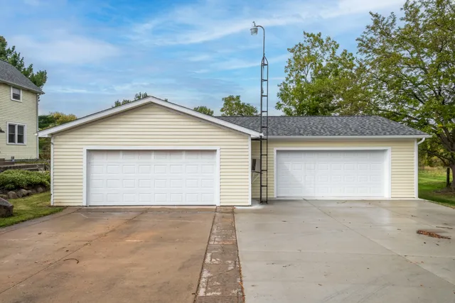 $480,000 | 12356 Jennings Road, Linden, MI 48451