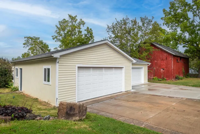 $480,000 | 12356 Jennings Road, Linden, MI 48451