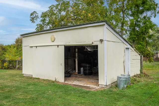 $480,000 | 12356 Jennings Road, Linden, MI 48451