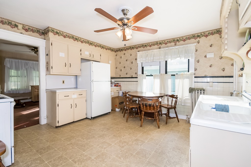 10-12 Ranney Street Springfield, MA 01108 - Photo 8 of 16 Gallery Image 8