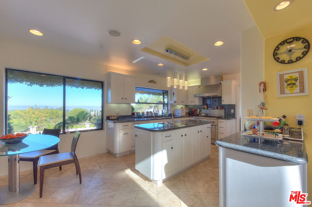 28928 Crestridge Road Rancho Palos Verdes, CA 90275 - Photo 22 of 48