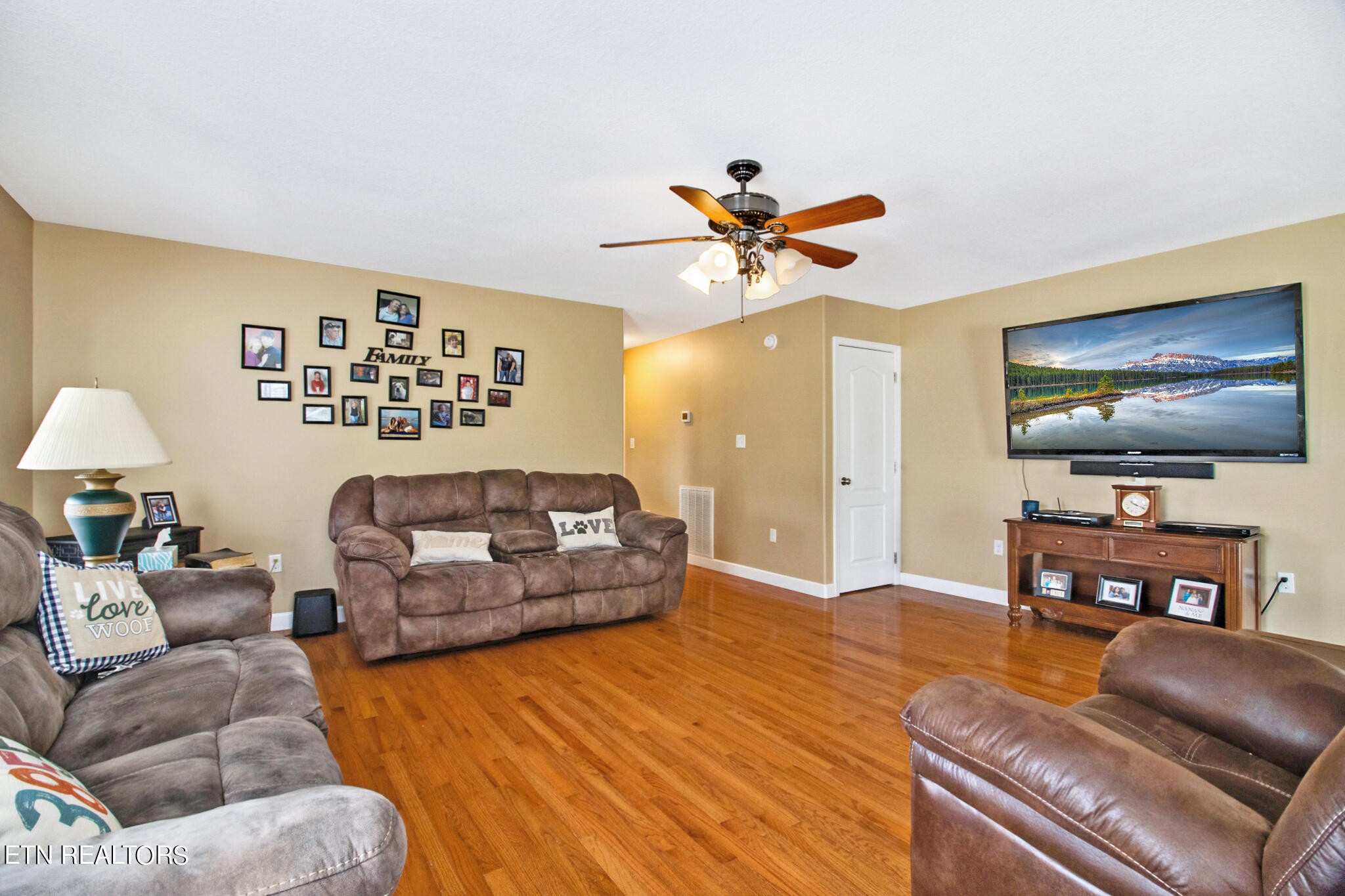 1037 Pine Ridge Lane Clarkrange, TN 38553 - Photo 13 of 46 Gallery Image 13