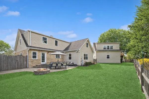 $1,150,000 | 128 Parkview Road, Glenview, IL 60025