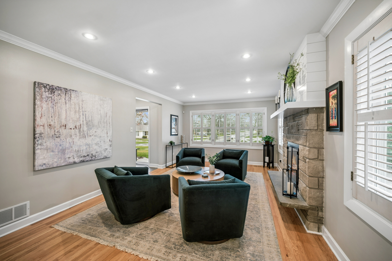 128 Parkview Road Glenview, IL 60025 - Photo 4 of 38