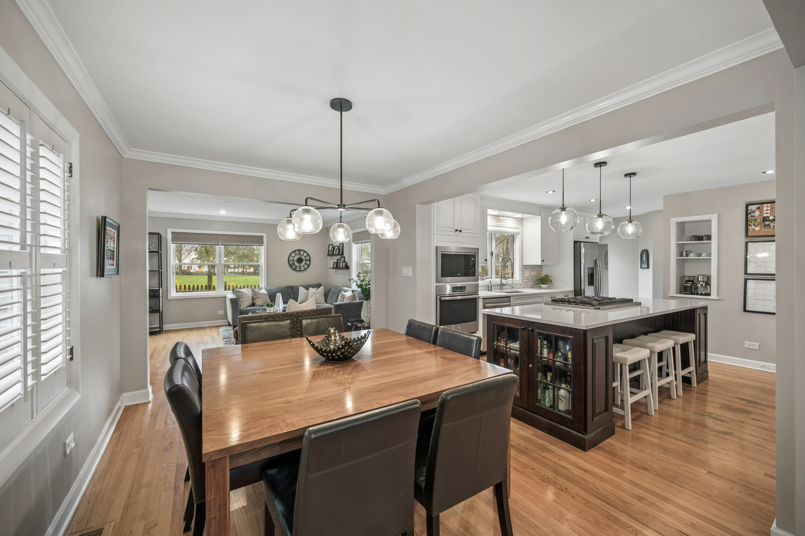 128 Parkview Road Glenview, IL 60025 - Photo 6 of 38