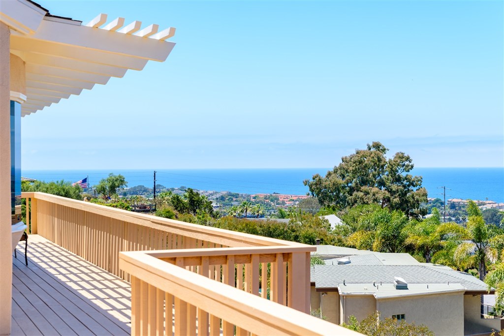 437 Marview Drive Solana Beach, CA 92075 - Photo 10 of 25