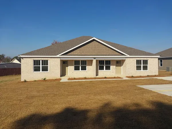 $1,250 | 10510 South Park Avenue, Dothan, AL 36301