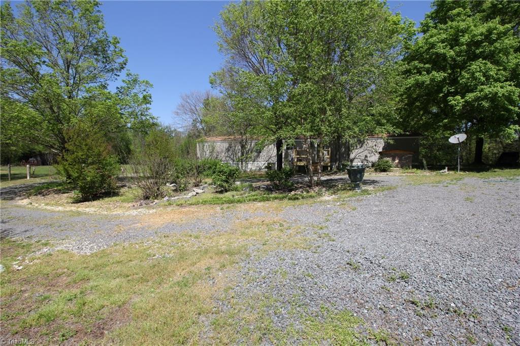 229 Chal Smith Road Mocksville, NC 27028 - Photo 17 of 20 Gallery Image 17
