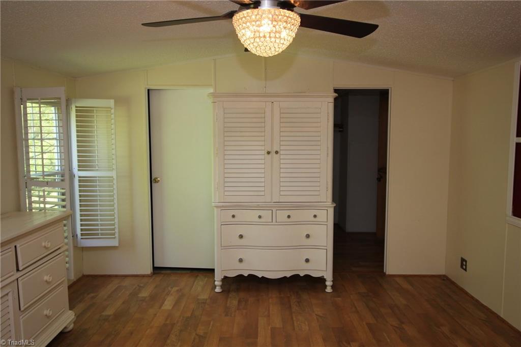 229 Chal Smith Road Mocksville, NC 27028 - Photo 9 of 20 Gallery Image 9