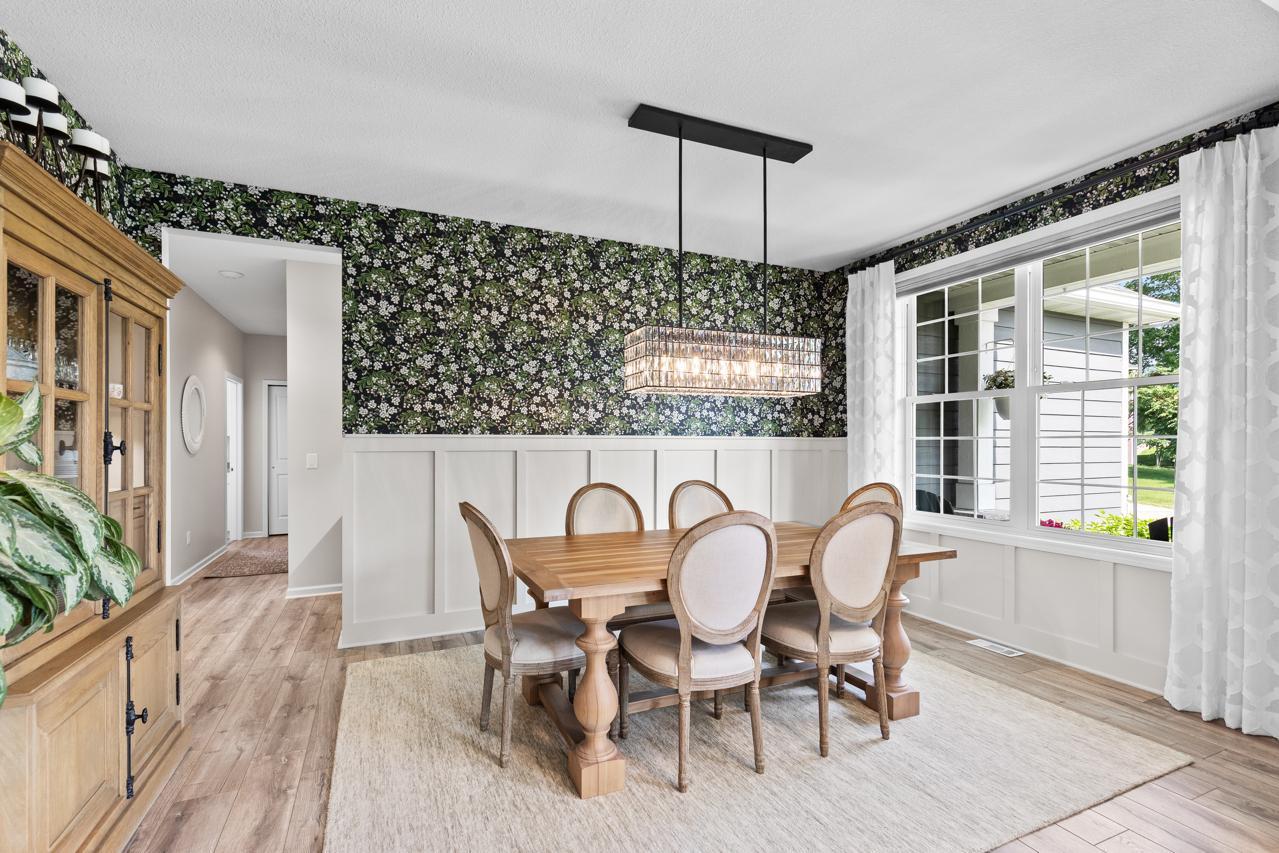 16920 Reeder Ridge Eden Prairie, MN 55347 - Photo 25 of 74 Gallery Image 25