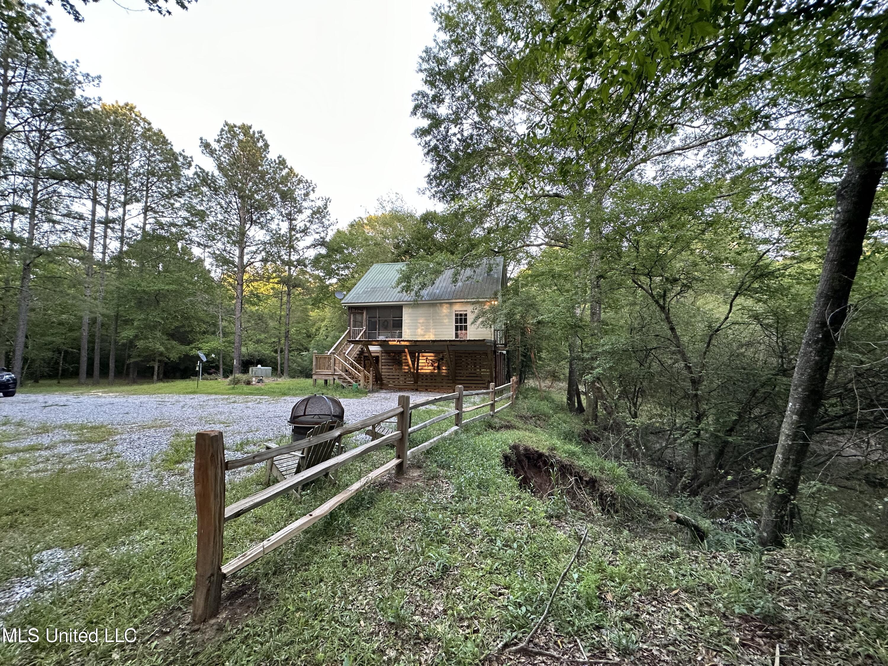 965 Seminary-Sumrall Road Seminary, MS 39479 - Photo 40 of 67 CD5B807D-6B24-4973-8D6C-94A694313C28