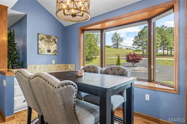 $699,900 | 220 Buzzard Rock Road, Farmington, MO 63640