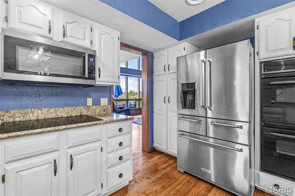 $699,900 | 220 Buzzard Rock Road, Farmington, MO 63640