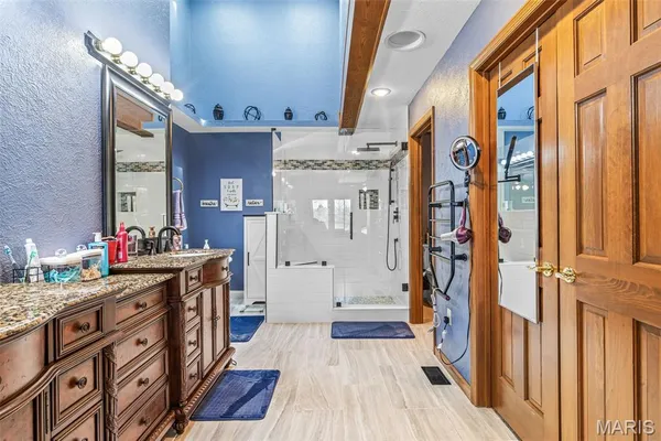 $699,900 | 220 Buzzard Rock Road, Farmington, MO 63640