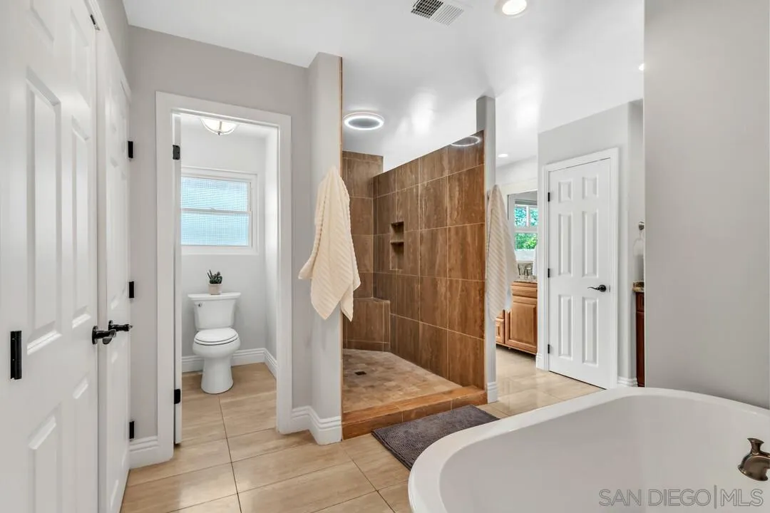 14930 Eastvale Road Poway, CA 92064 - Photo 34 of 60 Gallery Image 34