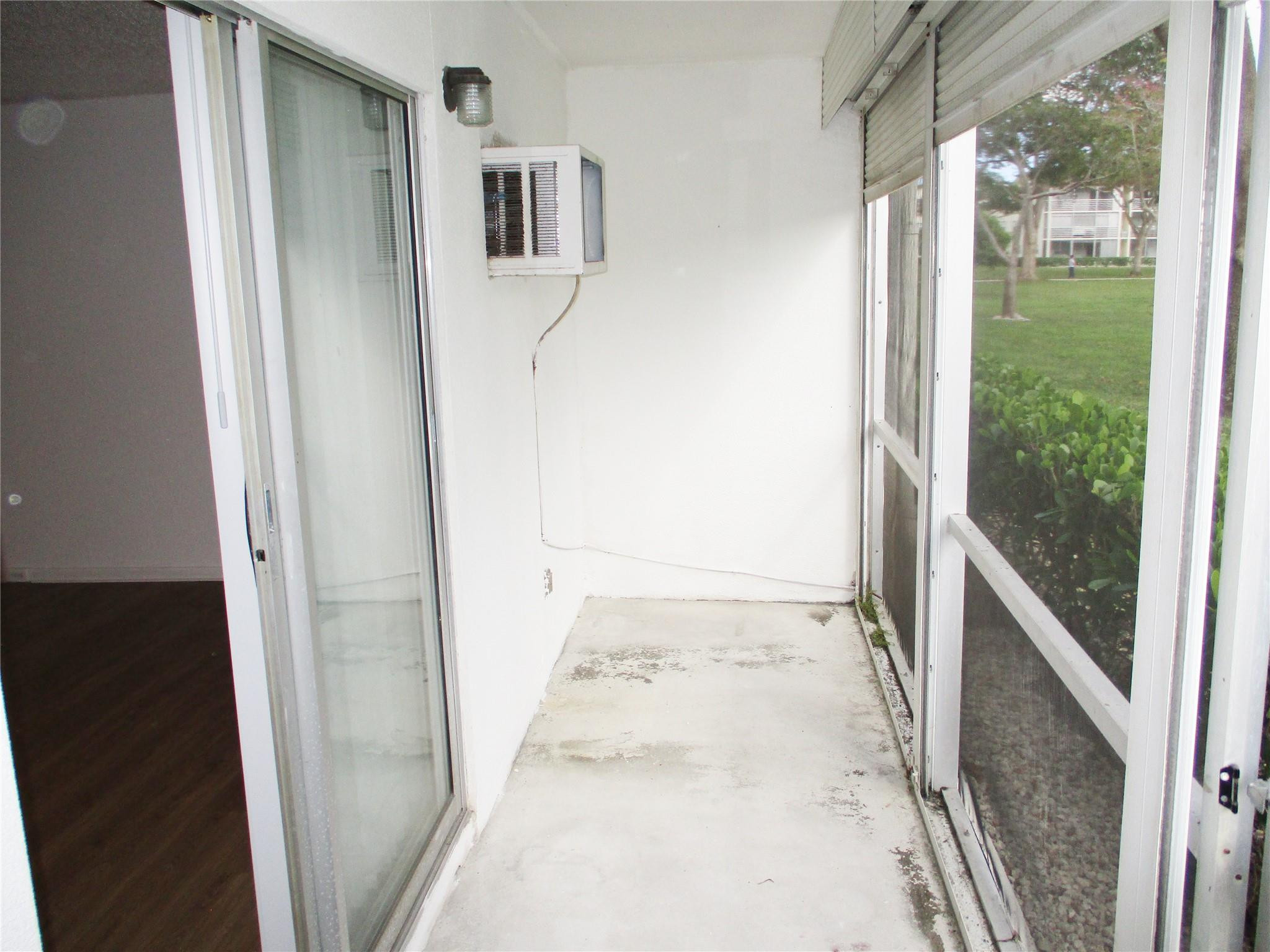 513 Mansfield M, Unit 513 Boca Raton, FL 33434 - Photo 9 of 47 Photo 9