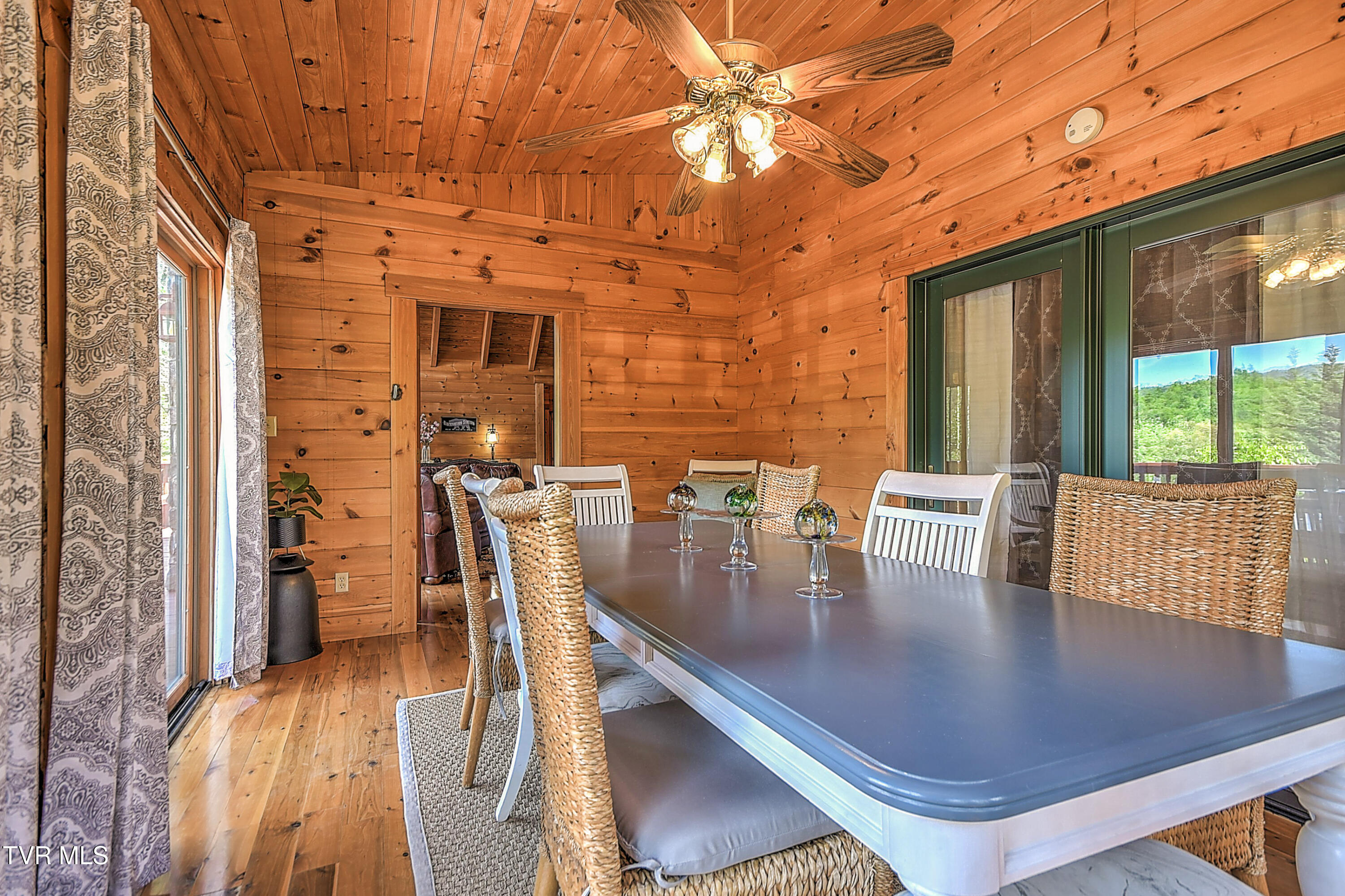 423 Pandora Fork Road Butler, TN 37640 - Photo 25 of 109 423 Pandora Fork DST-25