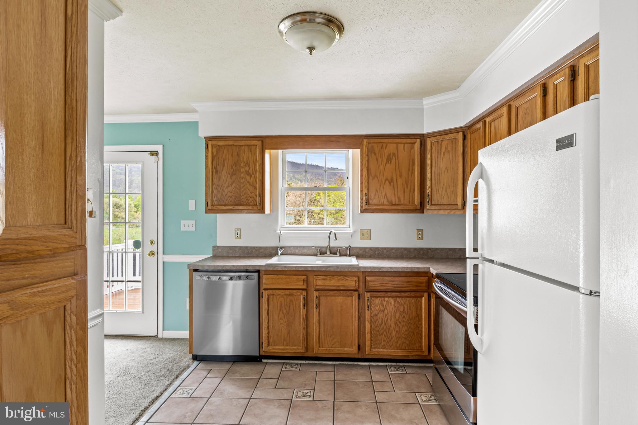 292 Duke Circle Strasburg, VA 22657 - Photo 19 of 37