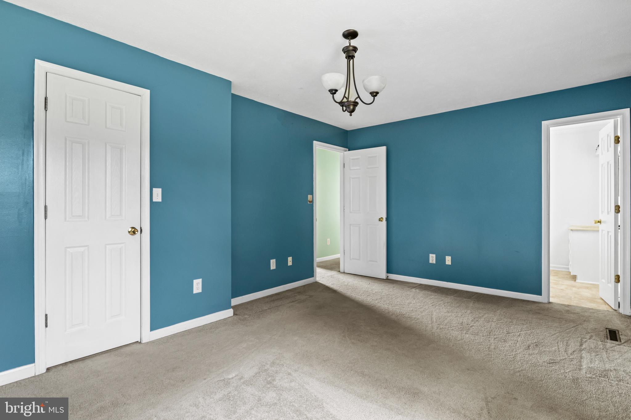 292 Duke Circle Strasburg, VA 22657 - Photo 27 of 37