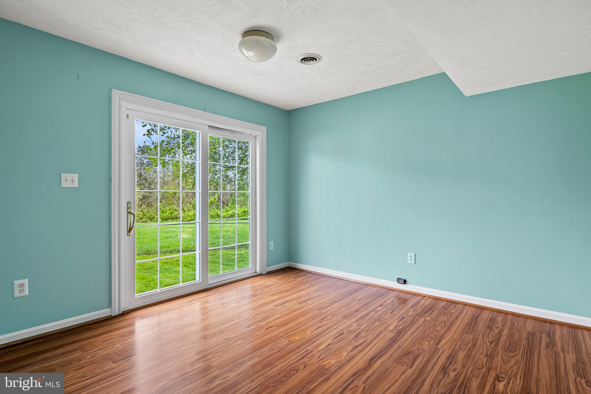 292 Duke Circle Strasburg, VA 22657 - Photo 33 of 37