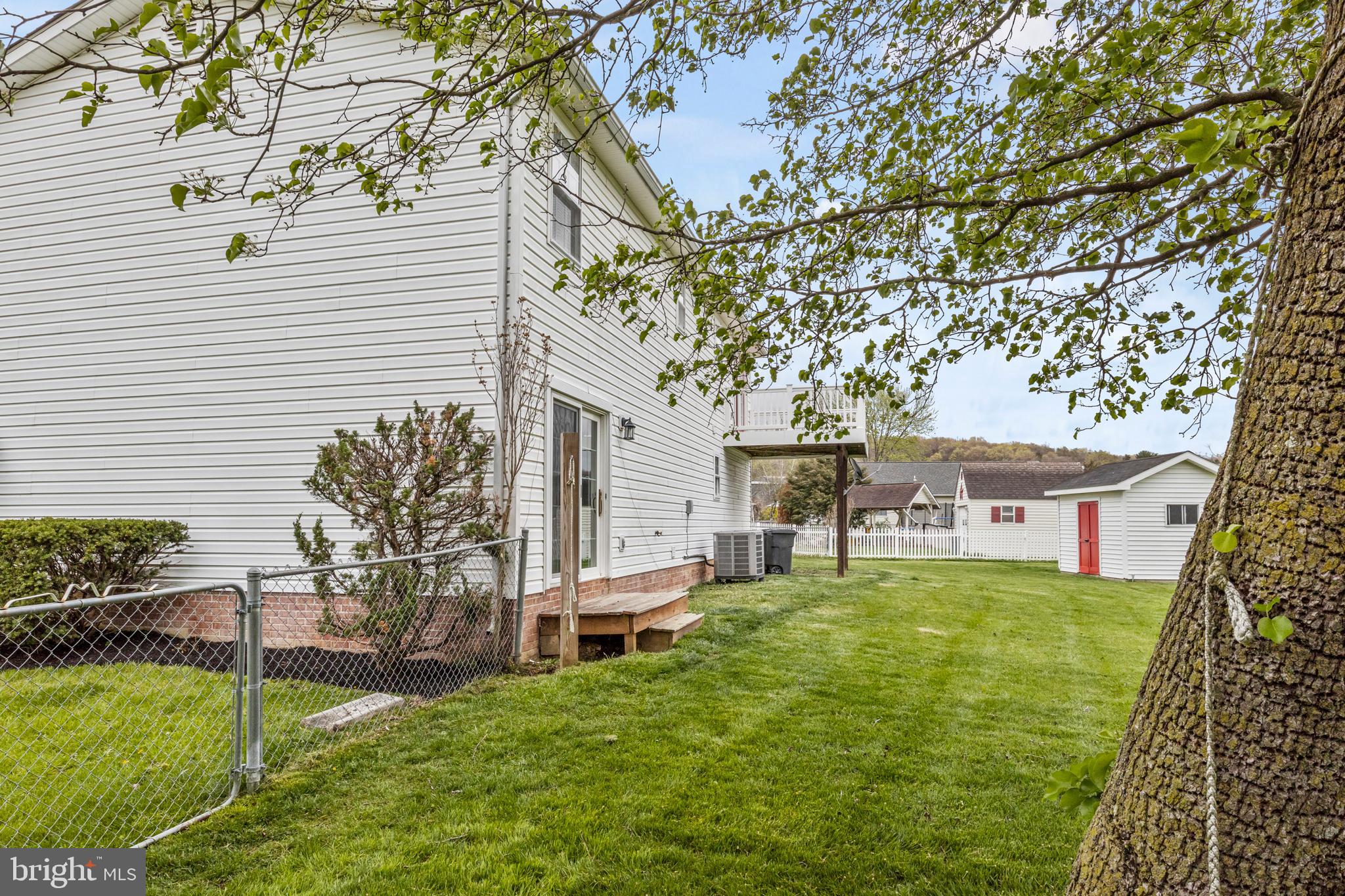 292 Duke Circle Strasburg, VA 22657 - Photo 6 of 37