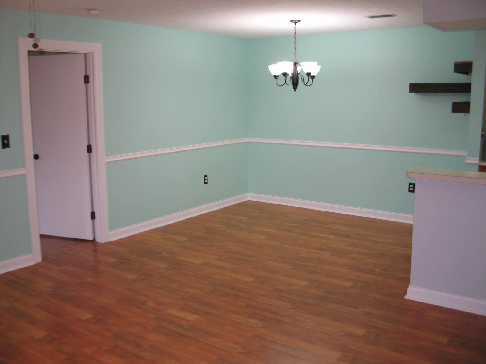 300 Timber Ridge Drive, Unit 8 Wilder, KY 41071 - Photo 4 of 23 Gallery Image 4
