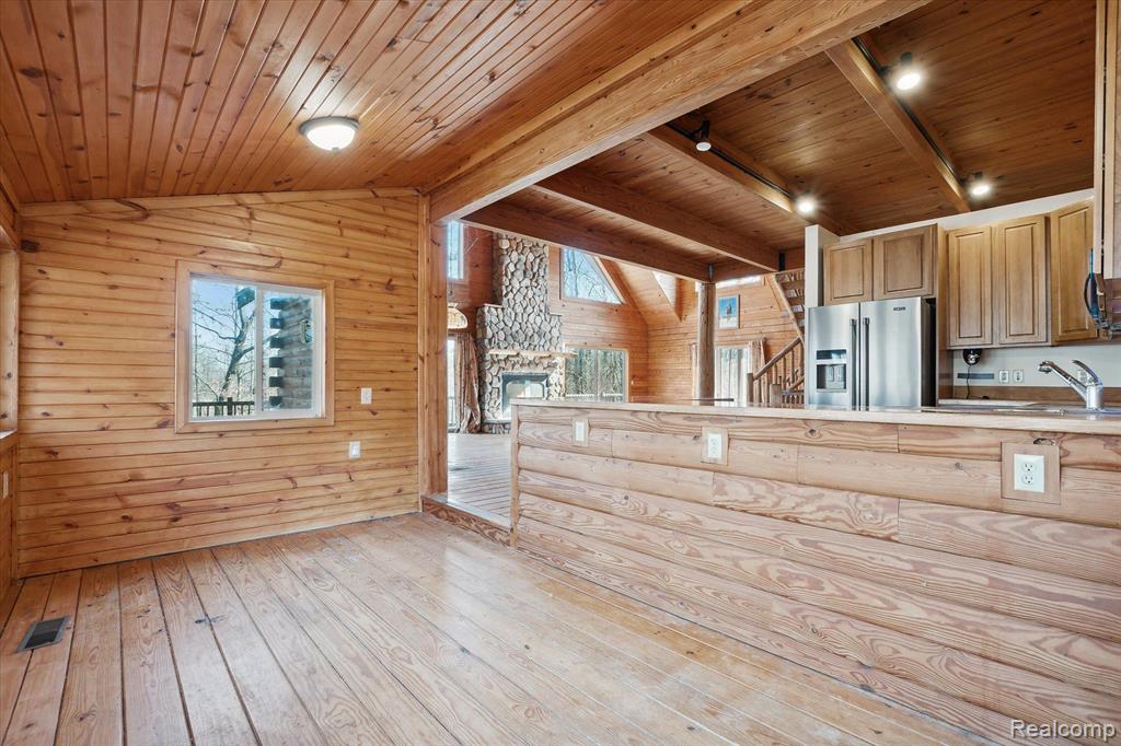 715 Argentine Road Howell, MI 48843 - Photo 12 of 45