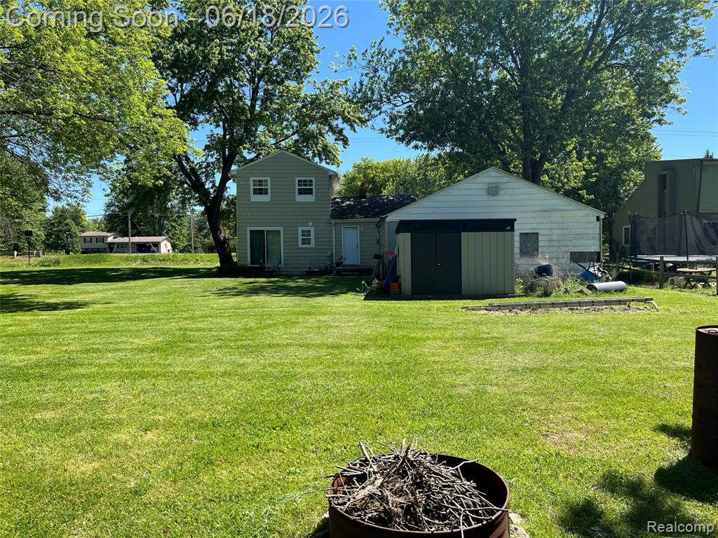 7057 Lapeer Road Davison, MI 48423 - Photo 16 of 21