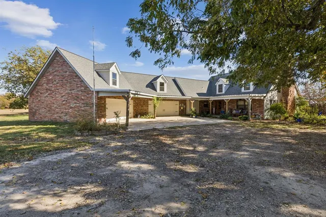 $3,200,000 | 725 Stinson Road, Lucas, TX 75002