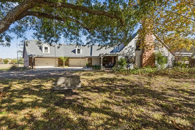 $3,200,000 | 725 Stinson Road, Lucas, TX 75002
