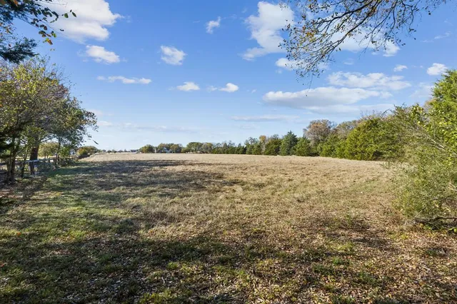 $3,200,000 | 725 Stinson Road, Lucas, TX 75002