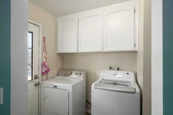 $385,000 | 991 7th Ave Drive, Kingsburg, CA 93631