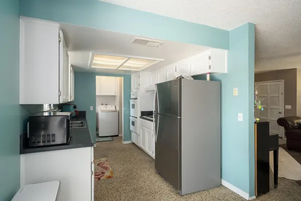 $385,000 | 991 7th Ave Drive, Kingsburg, CA 93631