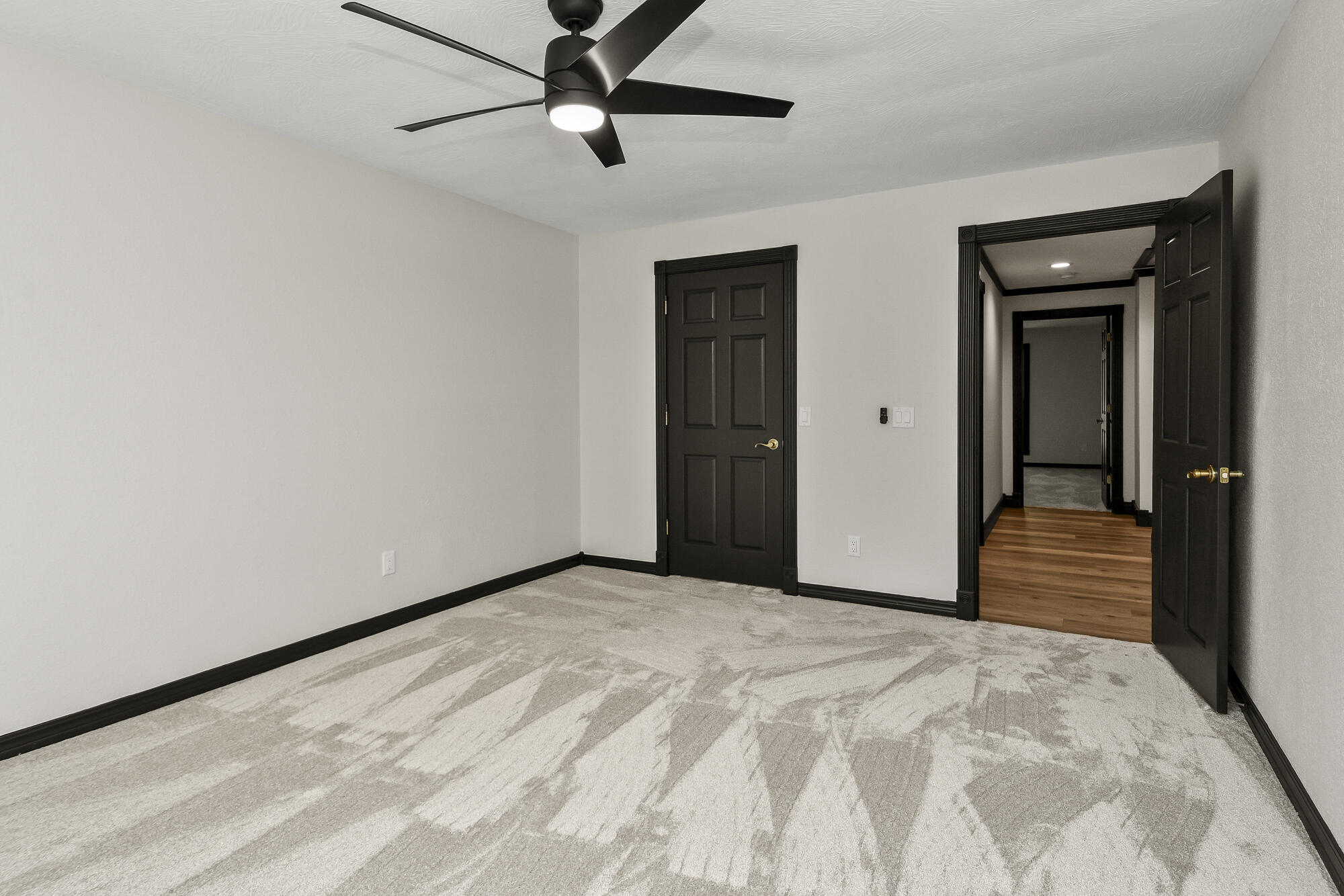 1013 Silvercrest Place Reeds Spring, MO 65737 - Photo 72 of 92 78