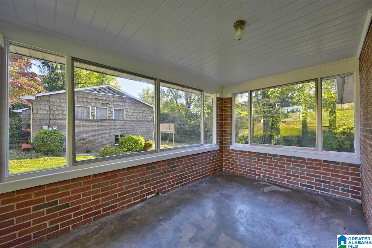 1525 Shades Crest Road Birmingham, AL 35226 - Photo 5 of 27