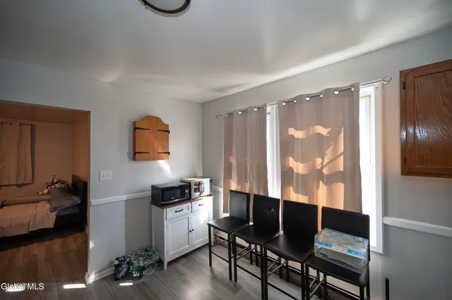 $285,000 | 1823 8th Street, Rensselaer, NY 12144