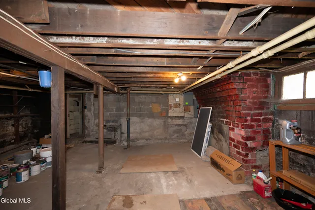 $285,000 | 1823 8th Street, Rensselaer, NY 12144