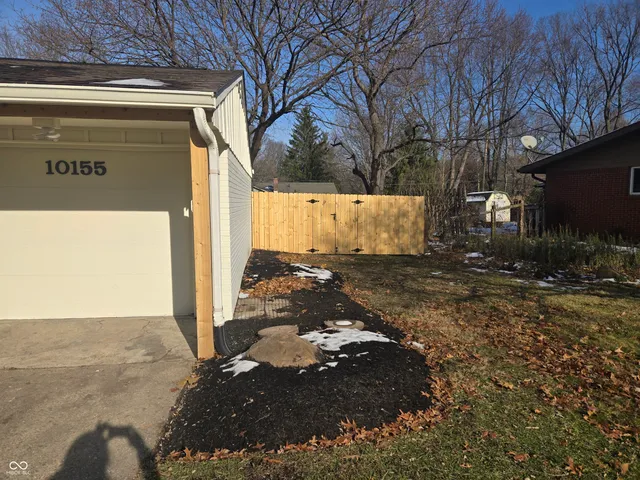 $2,000 | 10155 Orchard Park Drive West, Carmel, IN 46280