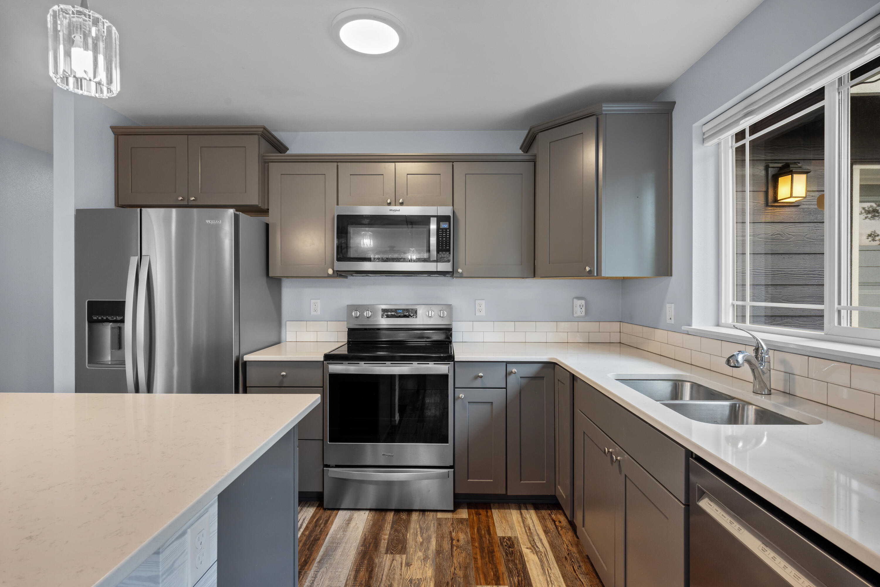 17271 Downey Road Bend, OR 97707 - Photo 11 of 34 Kitchen