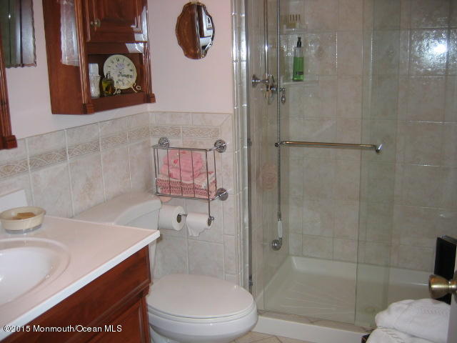 15 Remsen Drive Howell, NJ 07731 - Photo 10 of 19 Remodeled master bath