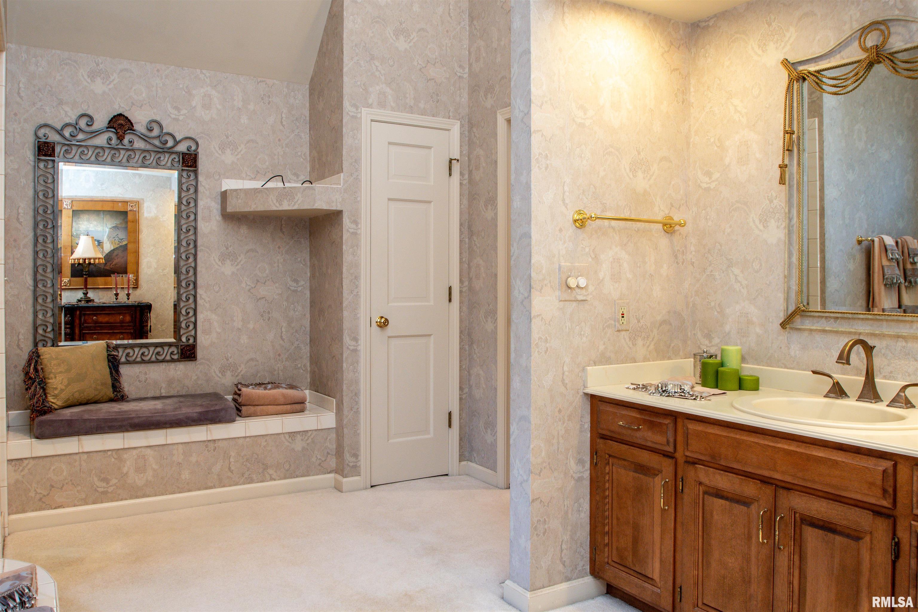 11305 North Pawnee Road Peoria, IL 61615 - Photo 34 of 53 Gallery Image 34