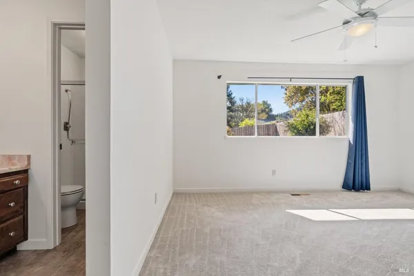 $549,000 | 171 Chablis Way, Cloverdale, CA 95425