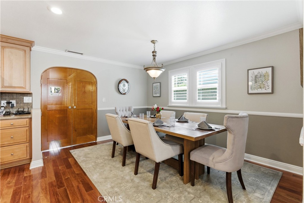 4357 Sunfield Avenue Long Beach, CA 90808 - Photo 14 of 34 Large dining area