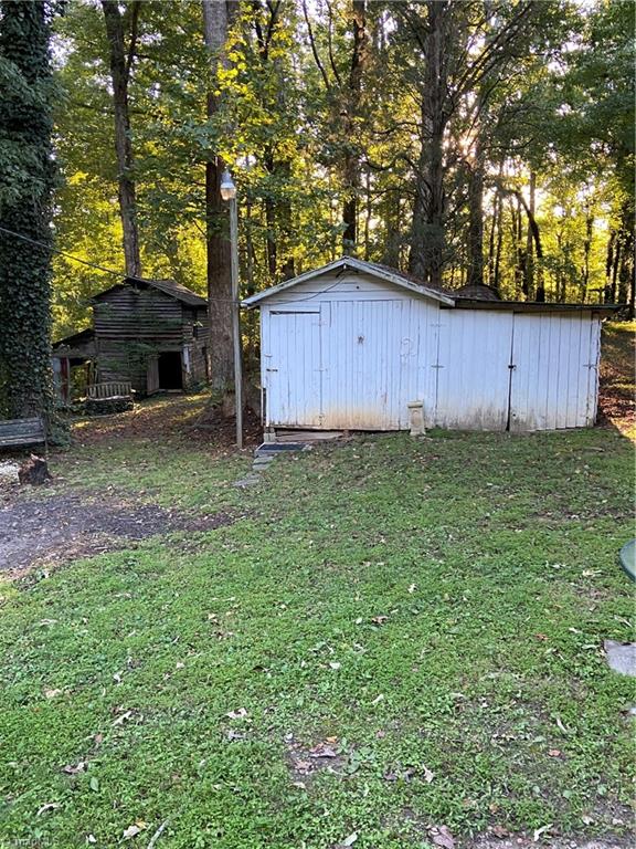 719 Arvil Hunt Road Lexington, NC 27295 - Photo 16 of 19 Gallery Image 16