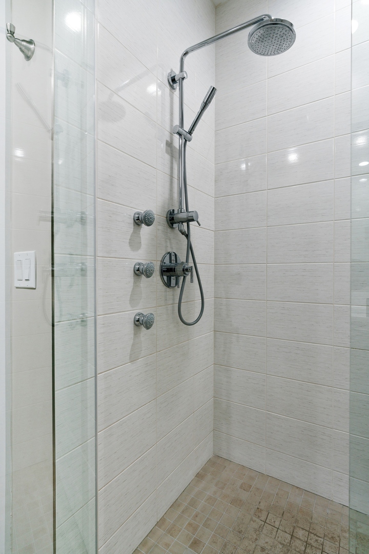 1124 West Adams Street, Unit 3E Chicago, IL 60607 - Photo 18 of 30