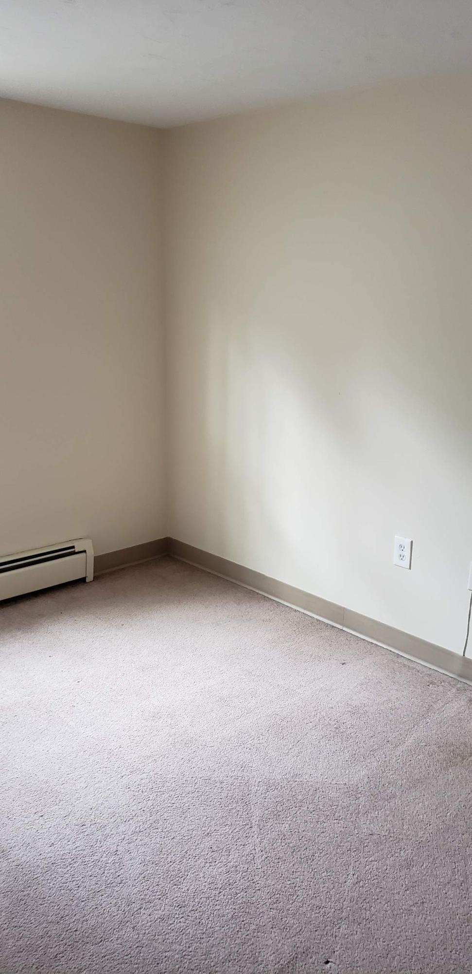 8 Tideview Path, Unit 6 Plymouth, MA 02360 - Photo 5 of 7 Living room to the right_20190626_175249