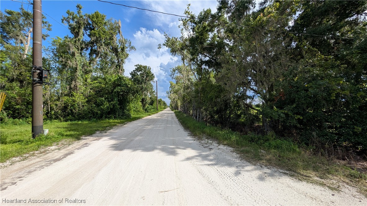 108 Hall Road Lake Placid, FL 33852 - Photo 11 of 18 Gallery Image 11