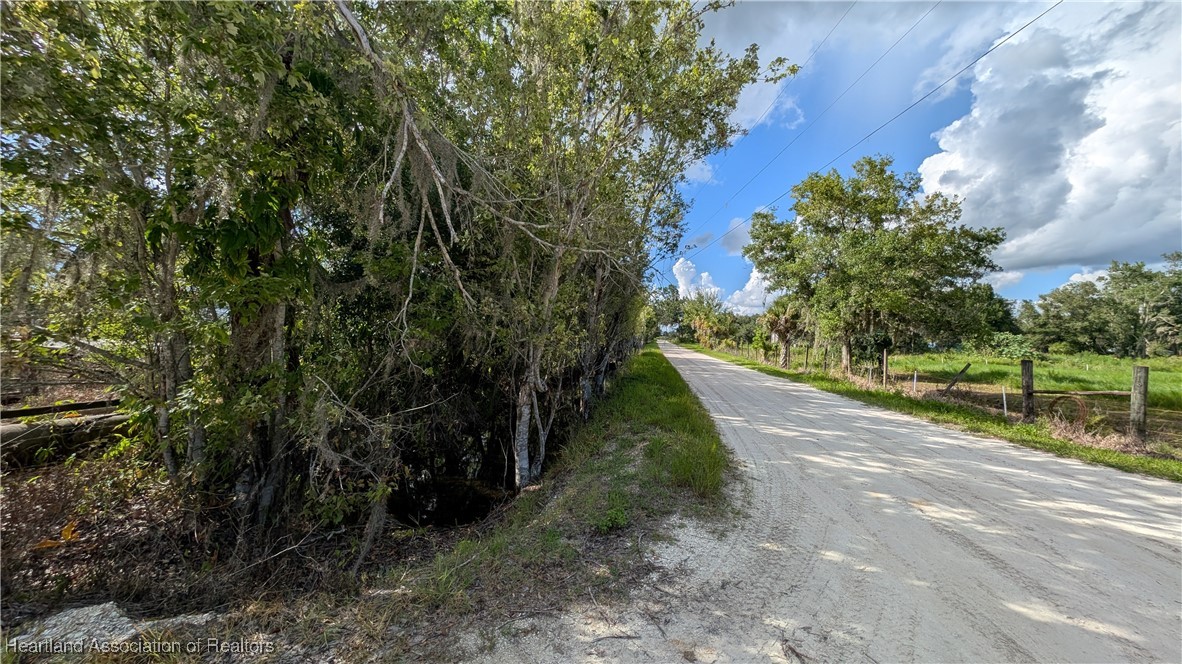 108 Hall Road Lake Placid, FL 33852 - Photo 14 of 18 Gallery Image 14
