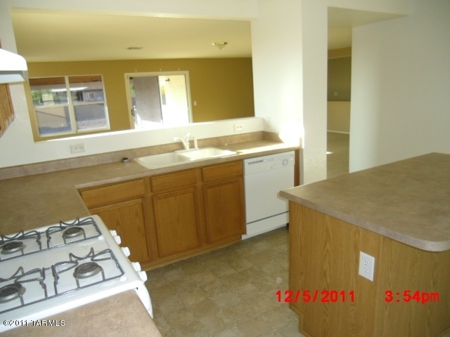 3430 South Desert Echo Road Tucson, AZ 85735 - Photo 6 of 18